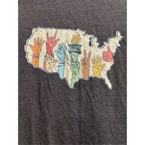 Unity Women's T-shirt size Small - Picture 2 of 3